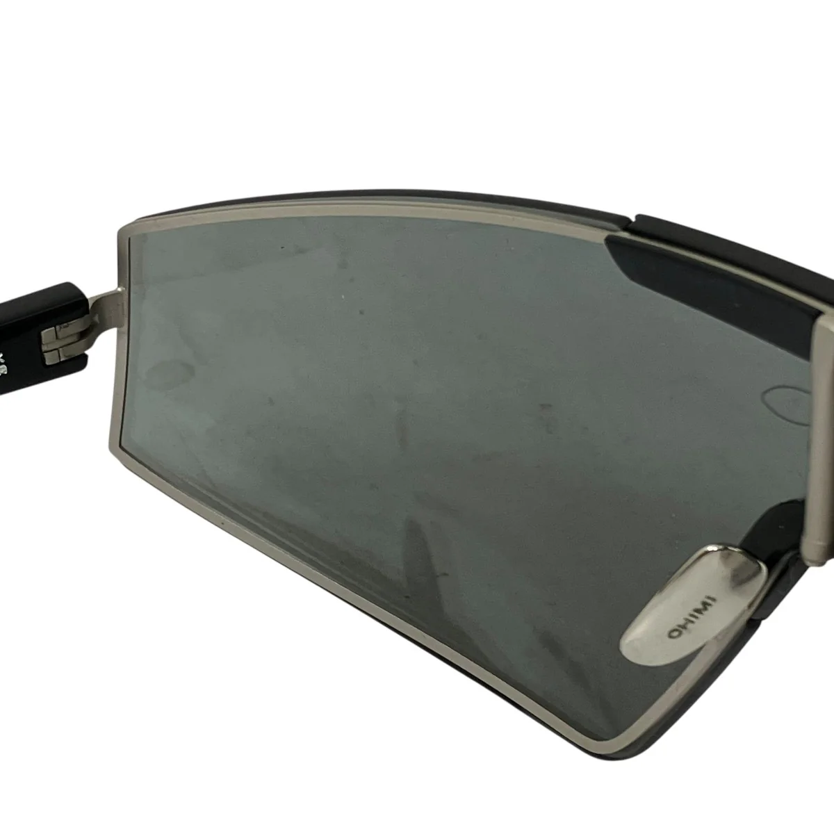SHIELD BLACKサングラス - Image 6