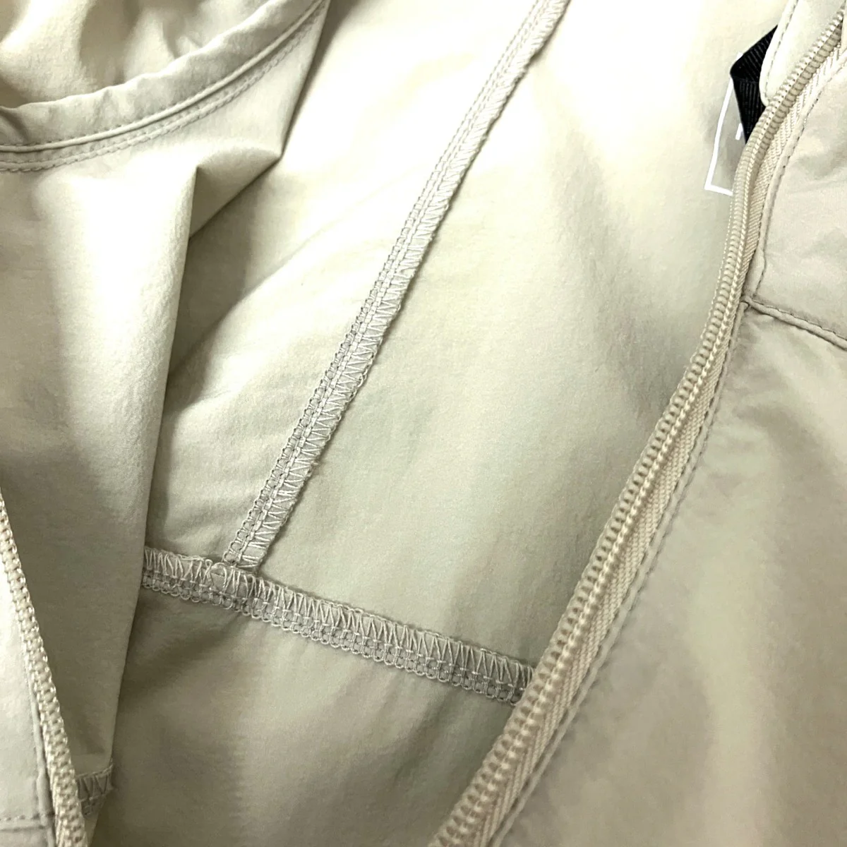 MOUNTAIN SOFTSHELL HOODIEマウンテンジャケットNP22401 - Image 4