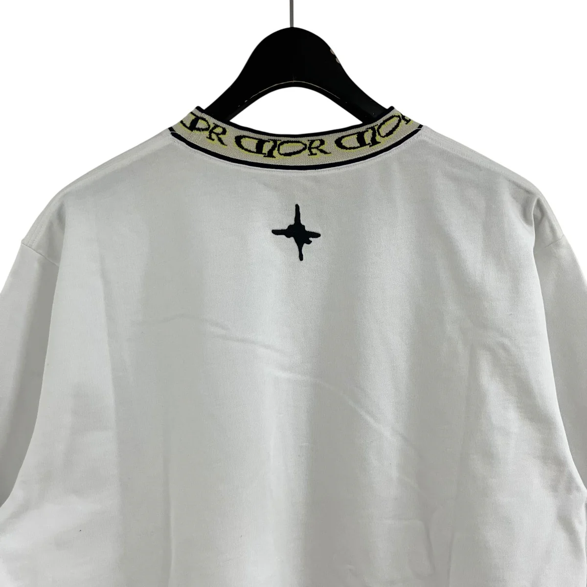 ハイネック半袖Tシャツ - Image 4