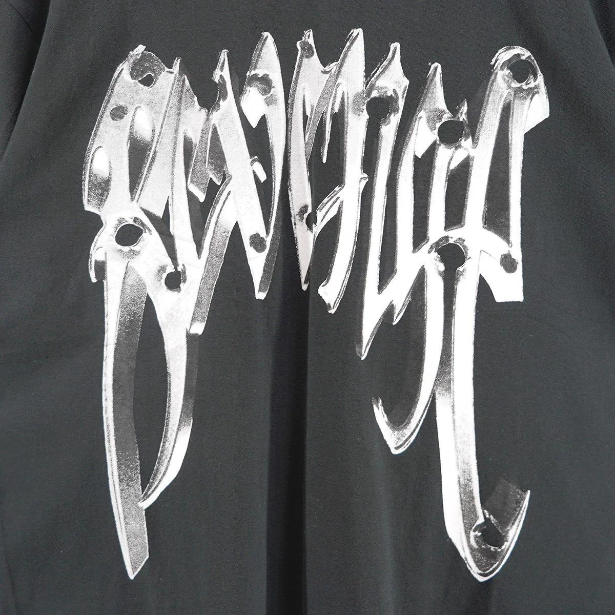 23SS Bullet T-shirt ヘヴィメタル調 バレット 弾痕 ロゴグラフィック スカル バック プリント オーバーサイズ ボックスシルエット 半袖 Tシャツ - Image 3