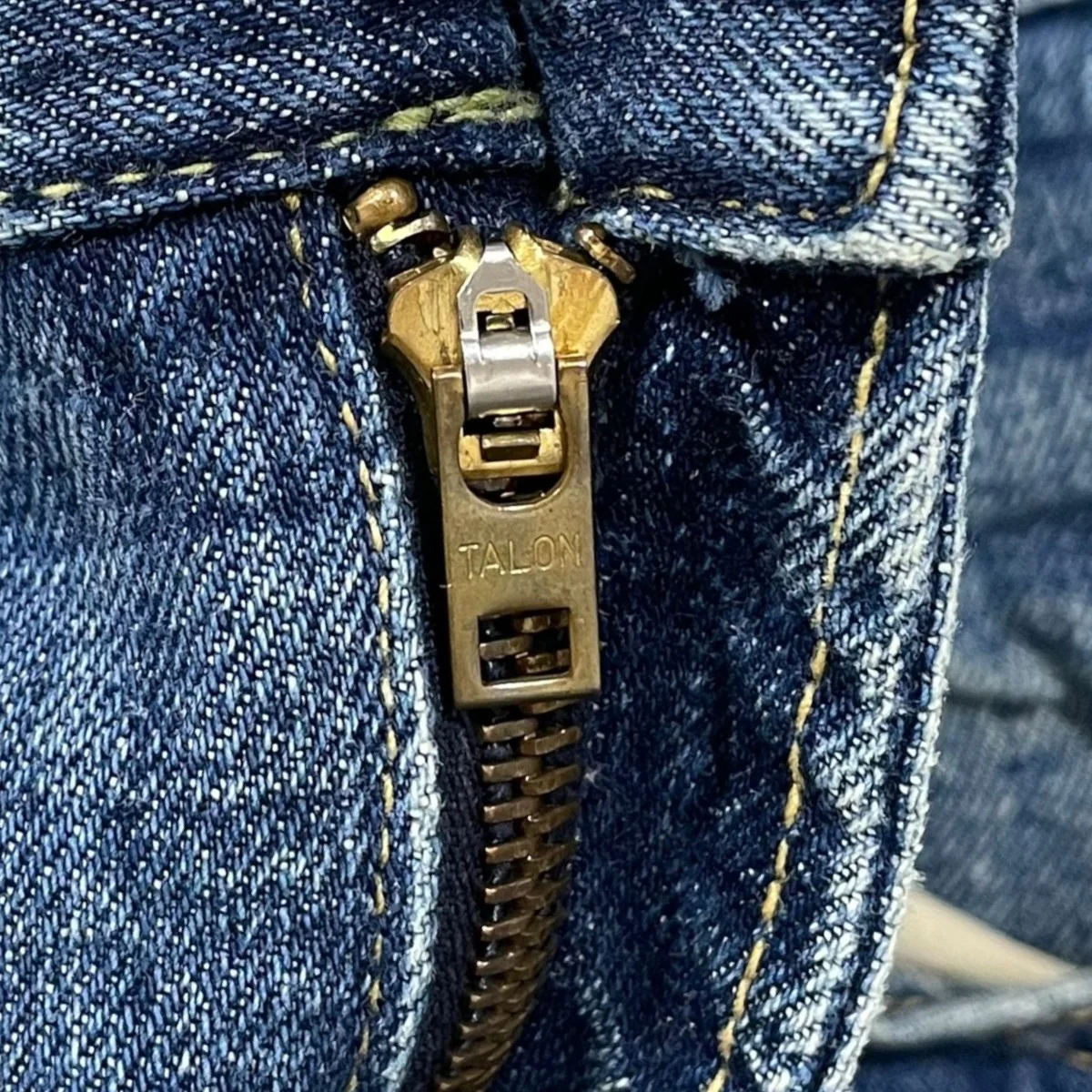 70s デニムパンツ ボタン裏15 TALON 本革パッチ - Image 4